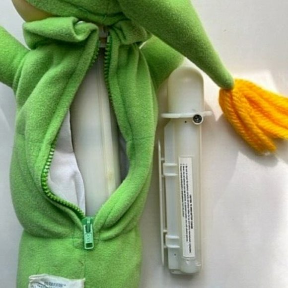 1982 hasbro preschool green gloworm with glow stick WORKING & extra stick - Picture 4 of 6